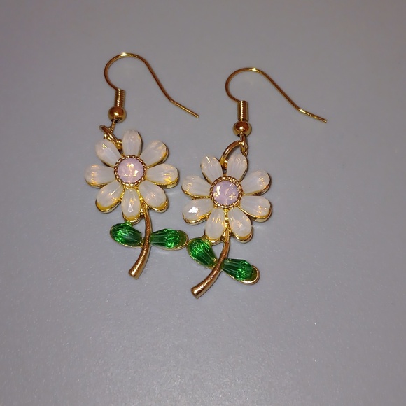 NWTS Hippie Rose Mauve Floral blouse & Flower Earrings - Picture 6 of 6